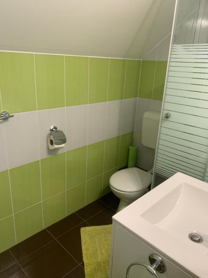 Kata Vendeghaz Hotel บุค ภายนอก รูปภาพ