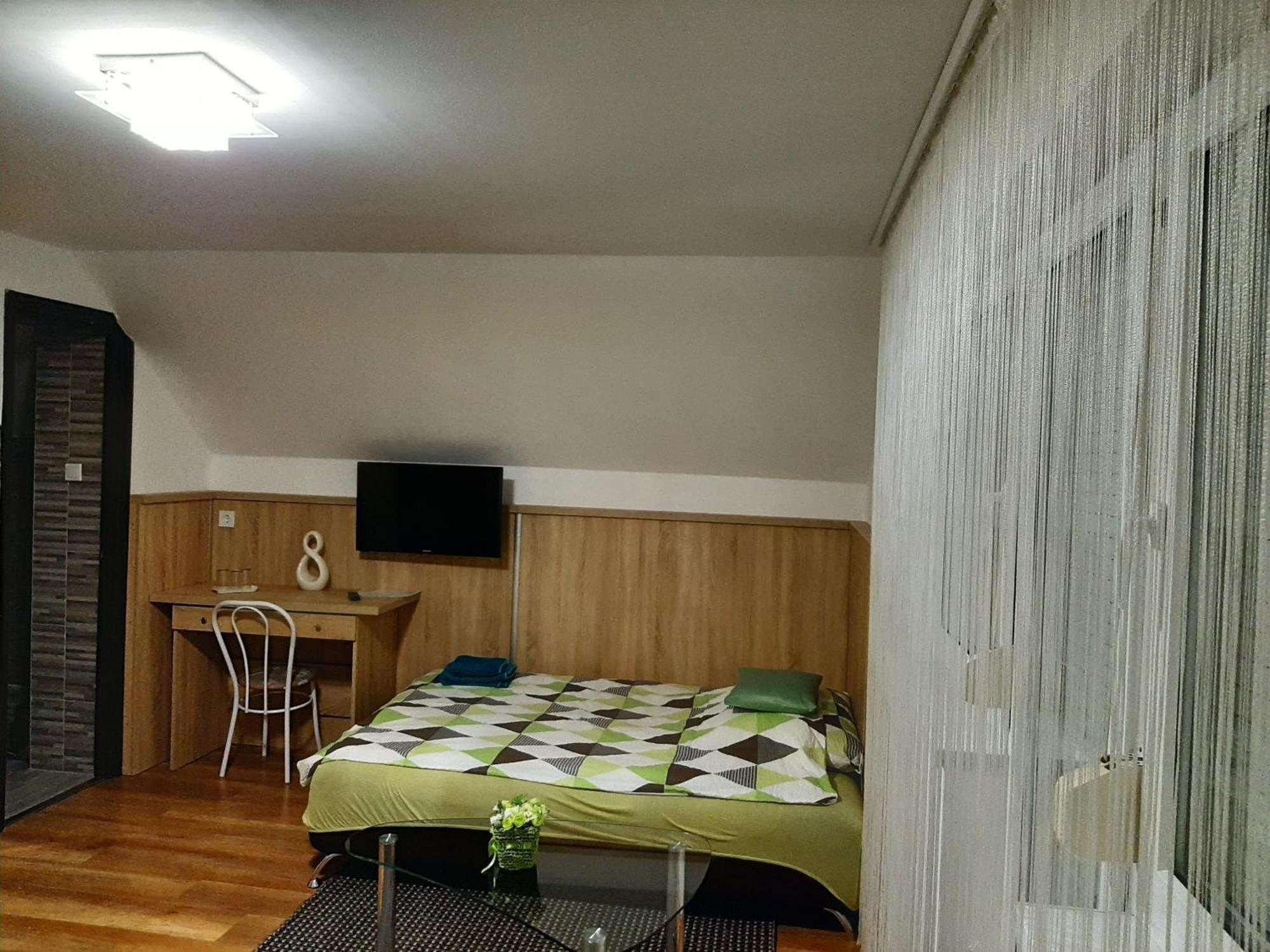 Kata Vendeghaz Hotel บุค ห้อง รูปภาพ